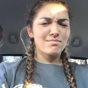 Meet your Posher, Hailey